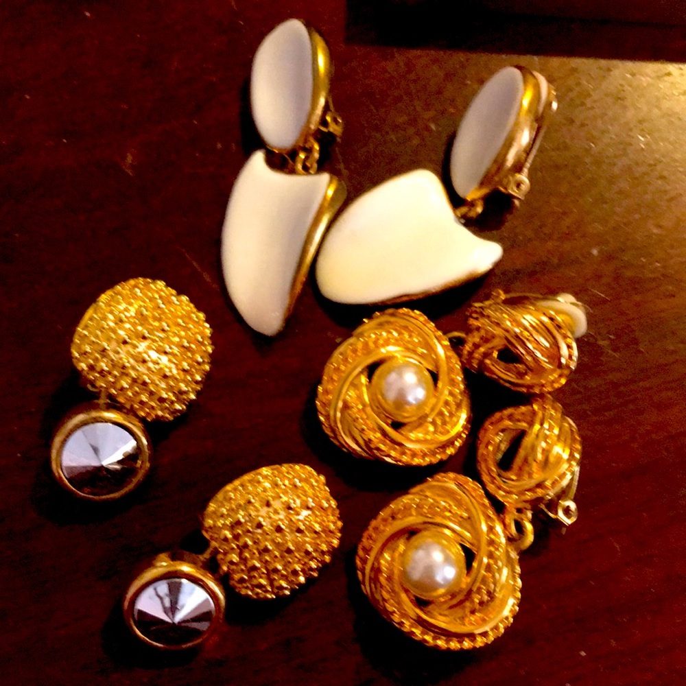 Clip earrings 3 pairs
